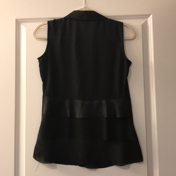 Button down - Picture 3 of 4